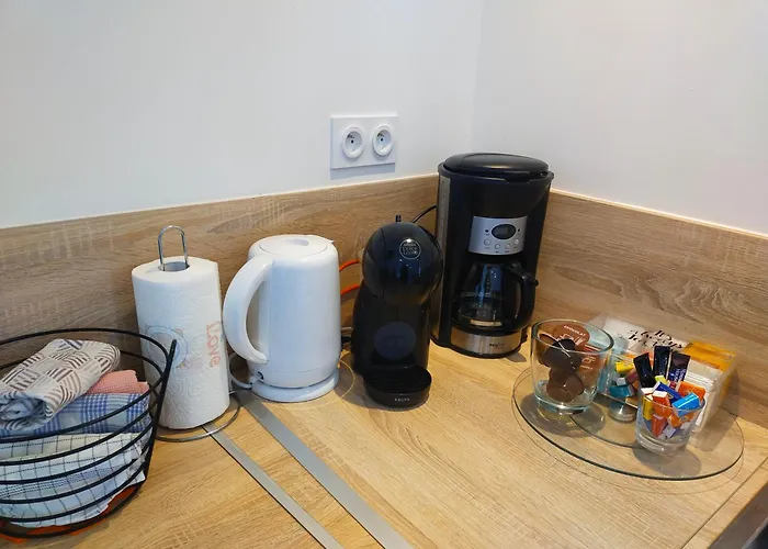 Maison De Village * Lasbordes